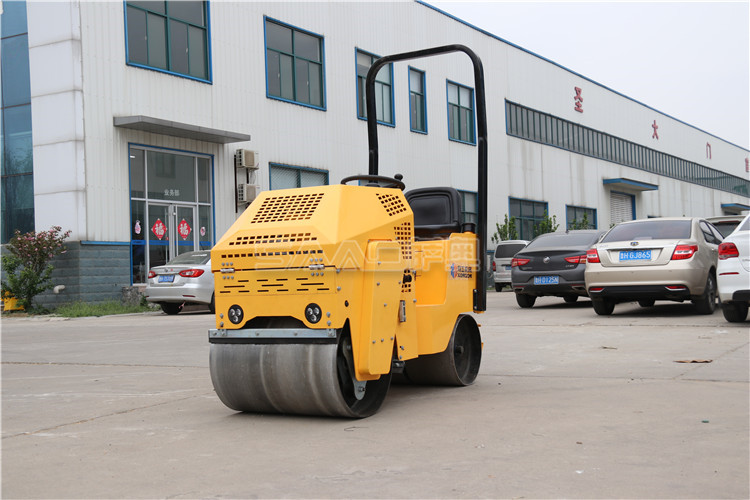 <b> 小型振動壓路機(jī)的剎車原理</b>