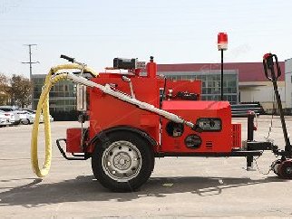 路面養(yǎng)護三件套“開槽機，馬吹風機,灌縫機”